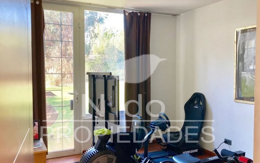 3  Casas, Chicureo// Colina